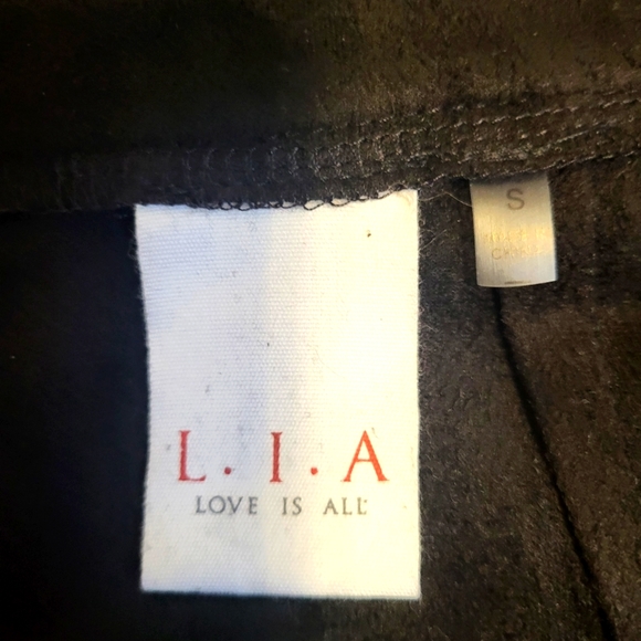 Pretty Soft L.I.A Black Faux Suede Midwaisted Lace-Up Mini Skirt Like New! - Picture 5 of 7